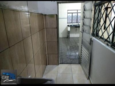 Apartamento sem Condomínio para Venda, em Santo André, bairro Jardim Aclimação, 3 dormitórios, 1 banheiro, 2 vagas